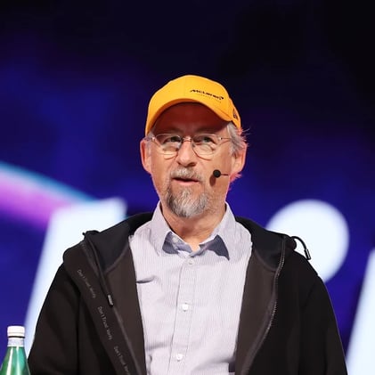 Acuerdo comercial EEUU-EU inminente. Acciones máximos históricos. Nuevo "Strategy" liderado por Adam Back