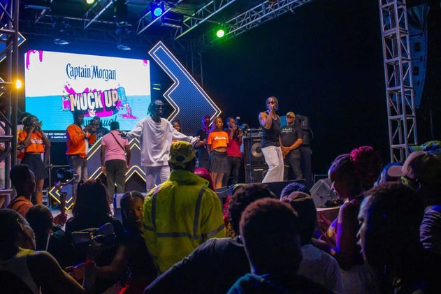 Captain Morgan Muckpit: Coastal Vibes, Pure Energy at Big Tree Beach Resort