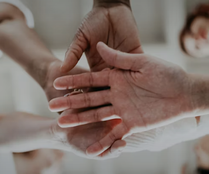 Women's charity collapses into administration