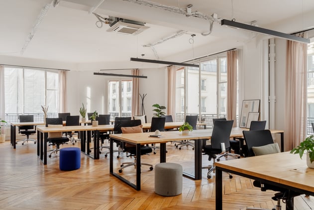 320 m2 de bureaux à louer 