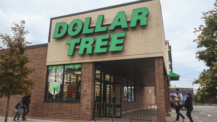 Discount Retailers Expected to Win Holiday Season