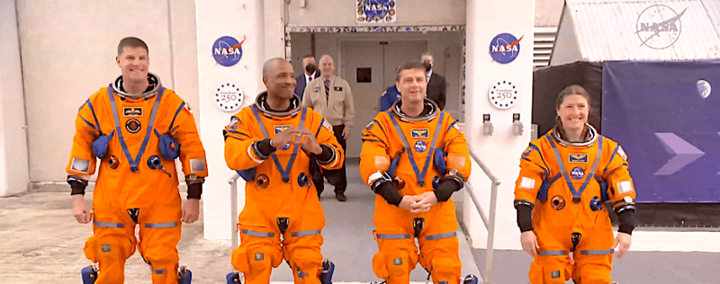 ❶ NASA launches historic moon mission for 1st time in 53 years, Trump to address nation on Iran war, Supreme Court hears birthright citizenship oral arguments with Trump looking on, start of Luigi Mangione's 2 trials delayed, and Tiger Woods leaving U.S. to seek treatment after DUI arrest 