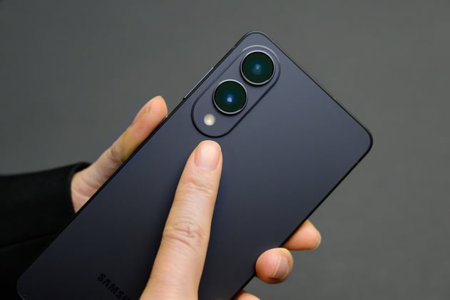 The Edge is dead because Samsung is working on even slimmer device called More Slim