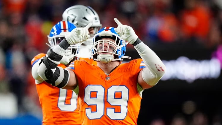 Broncos: ganan feo, pero ganan