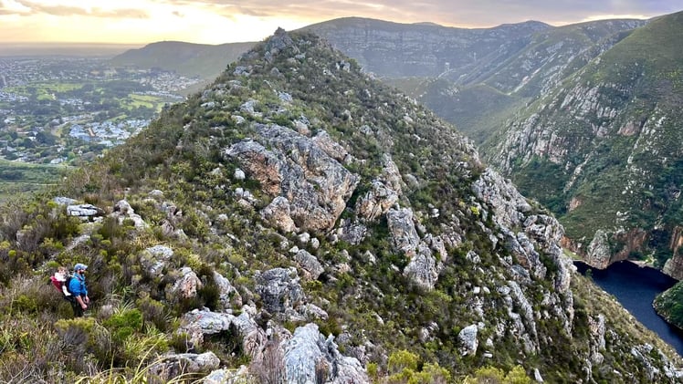 🏄 From Kamma Bay to Countrywide: Surf Garage Supply & we celebrate the remarkable journey of Lorna Such