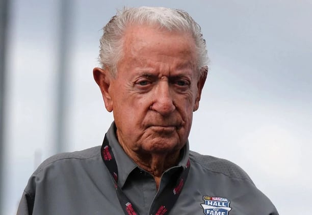 Former NASCAR champ Rex White dies at 95, Leah Pruett to miss Tony Stewart’s race for family commitment, and more