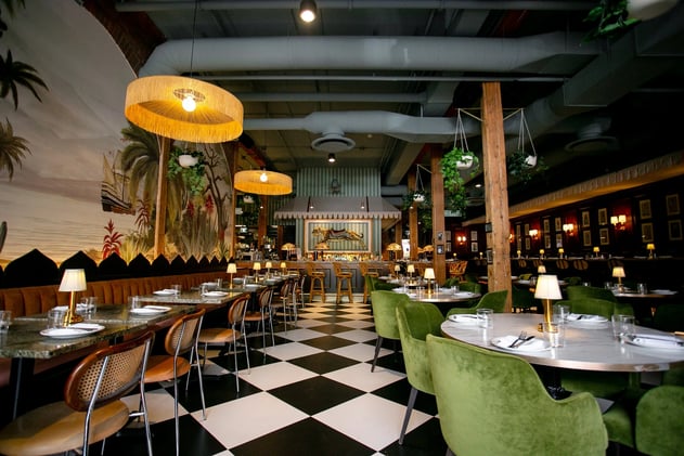 🐅 Inside Calgary’s coolest dining room, Battle of Alberta, and a "Perfect" White Christmas