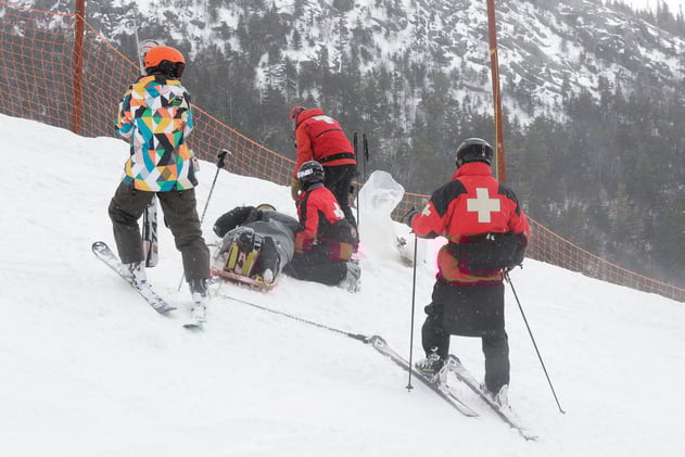❄️ Why Ski Patrollers Are Unionizing