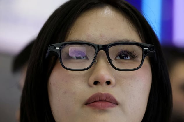 Alibaba Unveils AI Smart Glasses 👓
