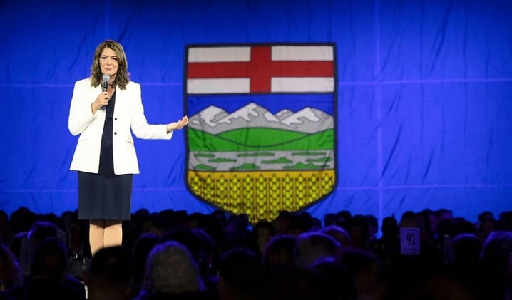 🚦 Spray Lakes Getting Paved?