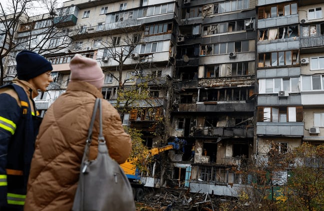Russian Drone Strike on Kyiv Kills 3, Injures 31 Including Children