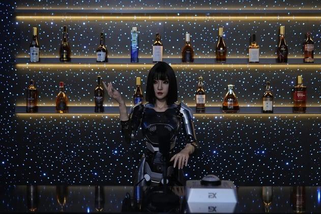 Da ficção pra sacola: China inaugura loja especializada em robôs humanoides #444