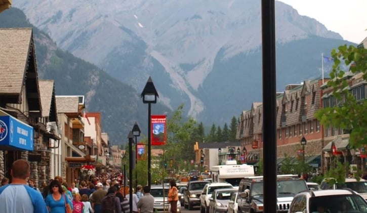 🚆 Ottawa Snubs Banff Rail Pitch