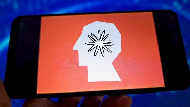 Anthropic Launches Legal AI Services, GOOGL Reports Postmarket