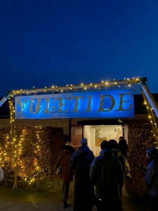 🐝 Merry Christmas Cheshire