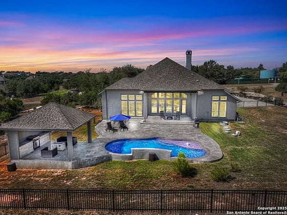 🎃 Trick or Treat Market, Clay Festival, & More New Braunfels Fun