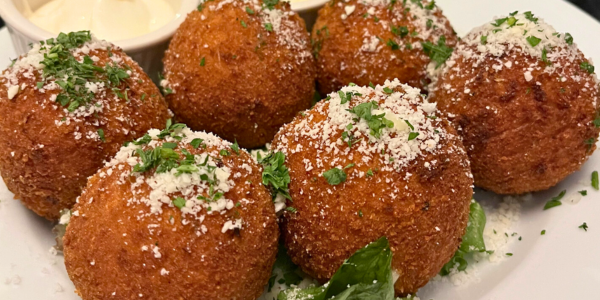 Festive Feels, Found Locally 🎉