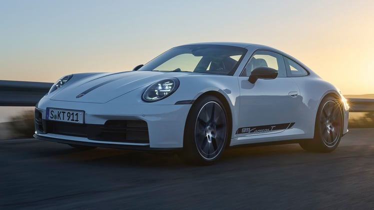 2025 Porsche 911 T - The Retro Trim