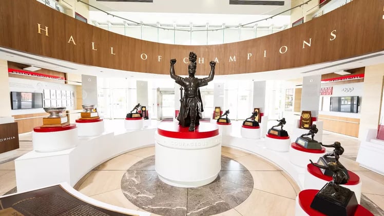 The Three Torches 11/18: USC Hall of Fame is Back!