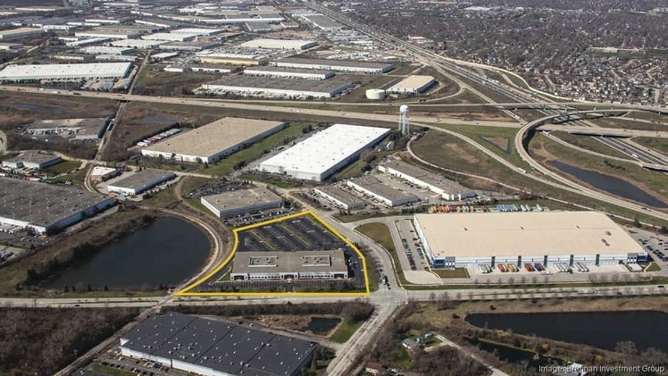 🤯 Chicagoland's 2M Sqft Deal & More!