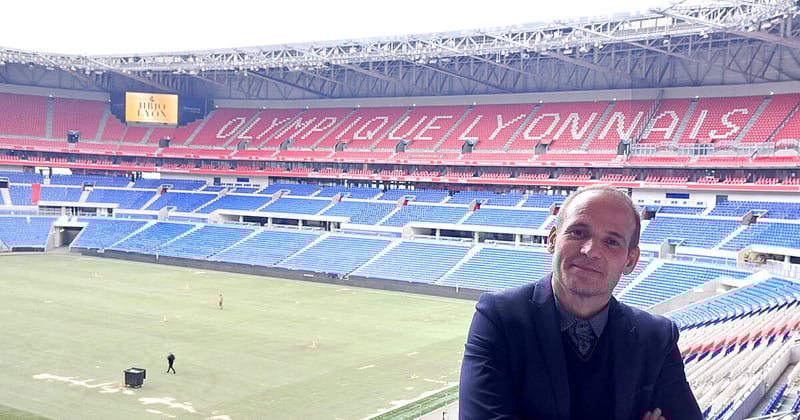 Frédéric Bleu roi du stade avec le salon HBJO LYON
