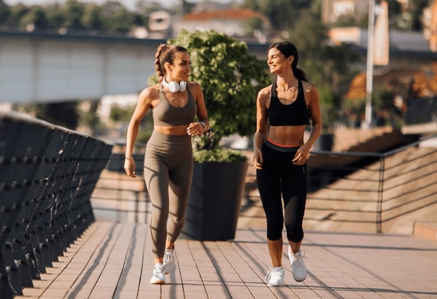 4 Muscle Groups You Work Without Realizing Every Time You Walk