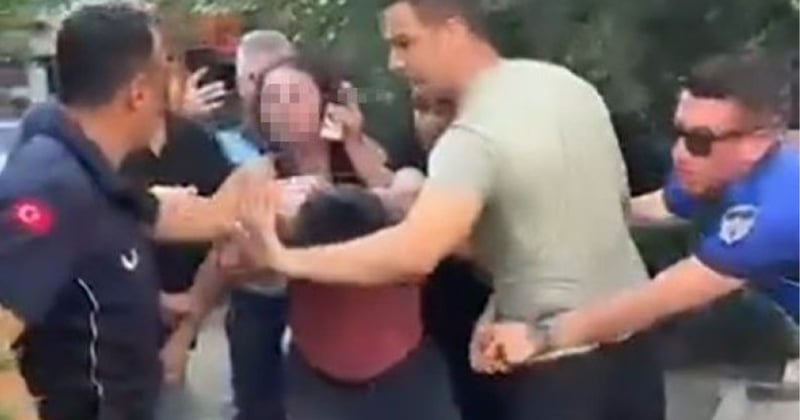 Seyyar satıcıya biber gazı ve yumruk
