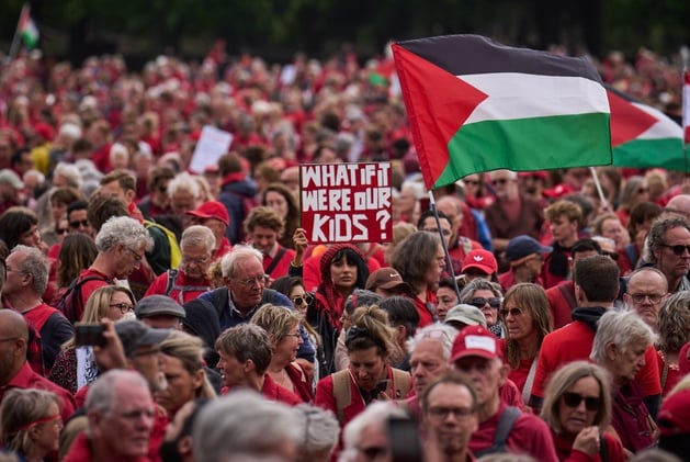 Scaling Low-Latency System at Atlassian with AWS | Biweekly Engineering - Episode 44