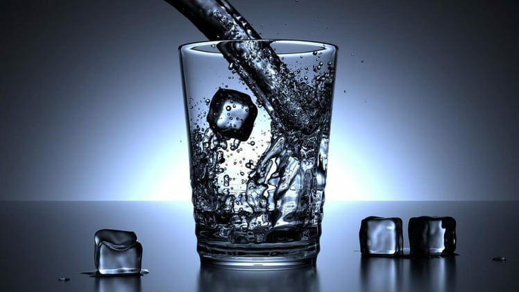 4 Ways Water Controls How Much You Eat