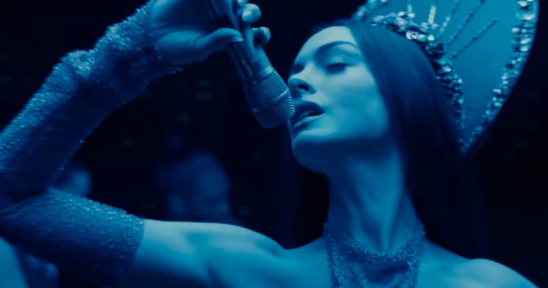 Anne Hathaway diva pop e Amadeus vira minissérie