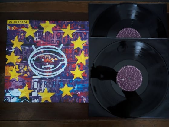 U2, and big risks in mainstream records