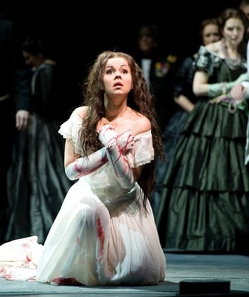 “Lucia di Lammermoor returns to Seattle Opera