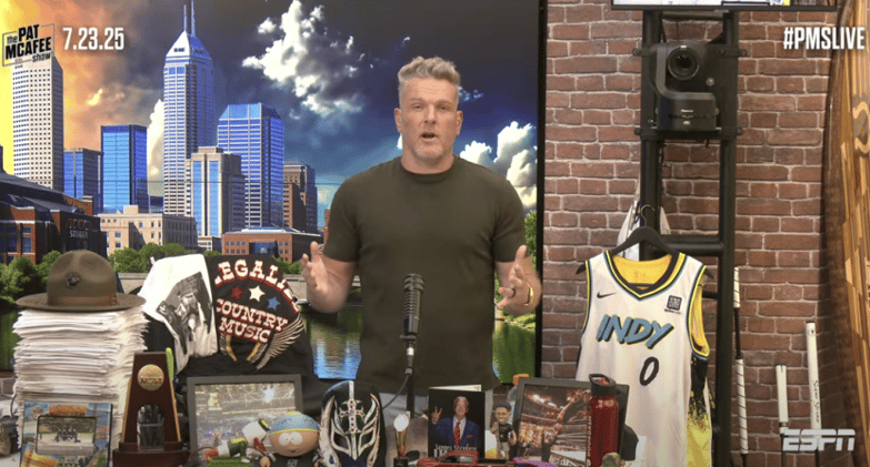Pat McAfee apologizes, finally