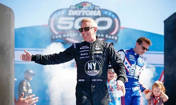 🟠 NASCAR Star Dies 