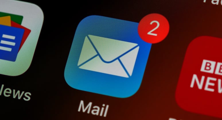 Tudo, menos um livro novo - Microcontos do Ninoverso #3