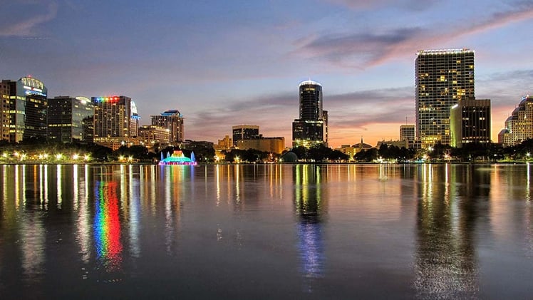 Looking for a Restaurant Job in Orlando Florida?