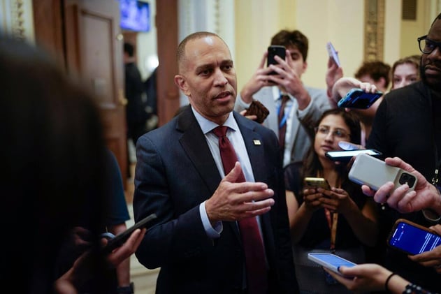 Jeffries Clashes with CNN over Hypocrisy on Redistricting