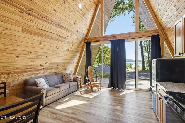 April 22: 15 Potential STRs