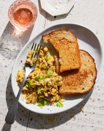 Eat at Joe's: On time and chickpeas