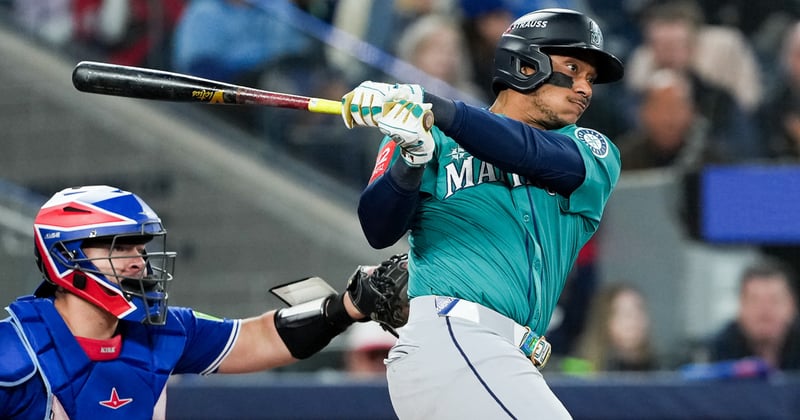 Bets and Insights for ALCS Game 3 and NHL + NFL Fantasy Players to Watch