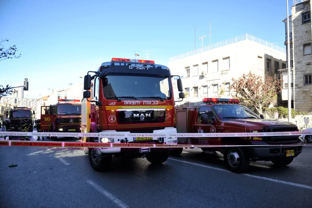 Ashkelon Blaze Hospitalizes Eleven Residents, Among Them Two Children