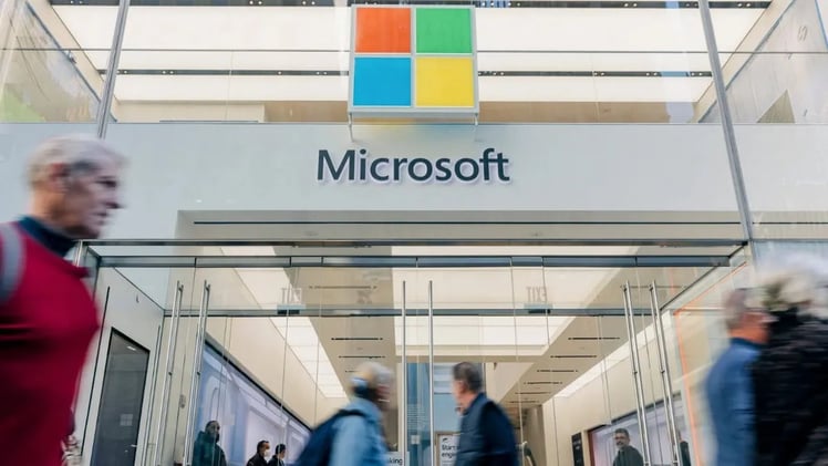 🏢 Microsoft despide a 9.000 empleados pese a beneficios históricos récord