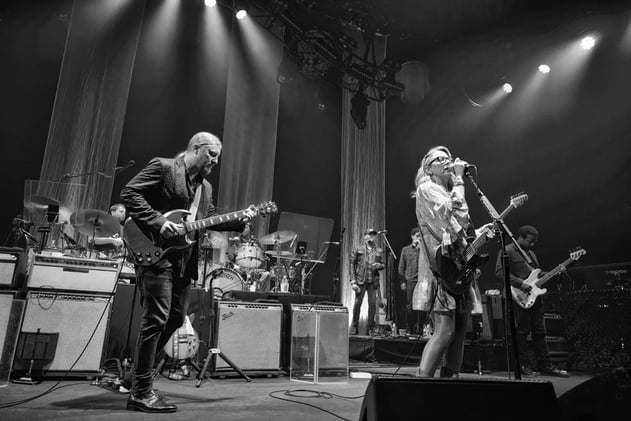 Watch Bobby Weir & Tedeschi Trucks Band from LOCKN' 2015, Dave Matthews Plays Unreleased Song on Colbert, LP Giobbi's Dead House