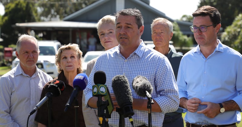 Coalition in tatters as Cowper MP Pat Conaghan joins Nationals exodus from Shadow Ministry