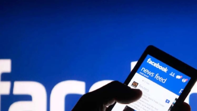 Los grandes diarios argentinos piden ayuda a sus lectores para enfrentar al algoritmo de Facebook