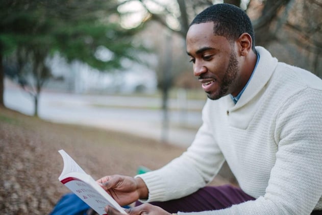 5 Books Every New Dad Should Read