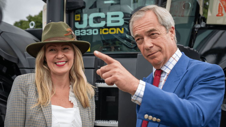 Farage’s summer “onslaught” on Starmer