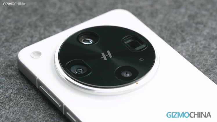 Oppo Find X9 Ultra Could Be the Only Flagship with Dual Periscope Telephoto Shooters
