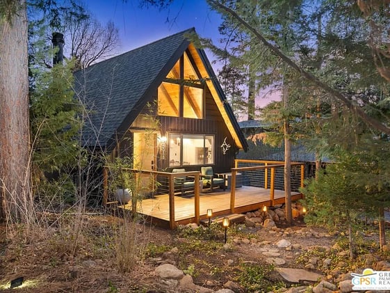 🏕️ Explore These Unique A-Frames Today