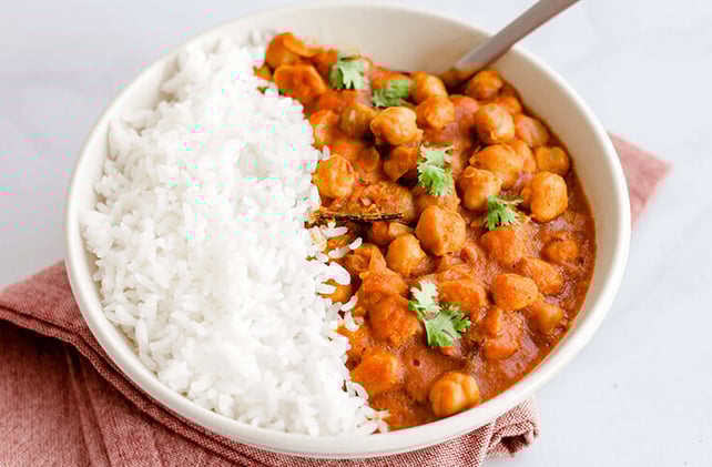 Hearty Chickpea Curry Served with Rice